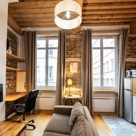 Le Petit Imbert - Studio Chaleureux Et Cozy ลียง ภายนอก รูปภาพ