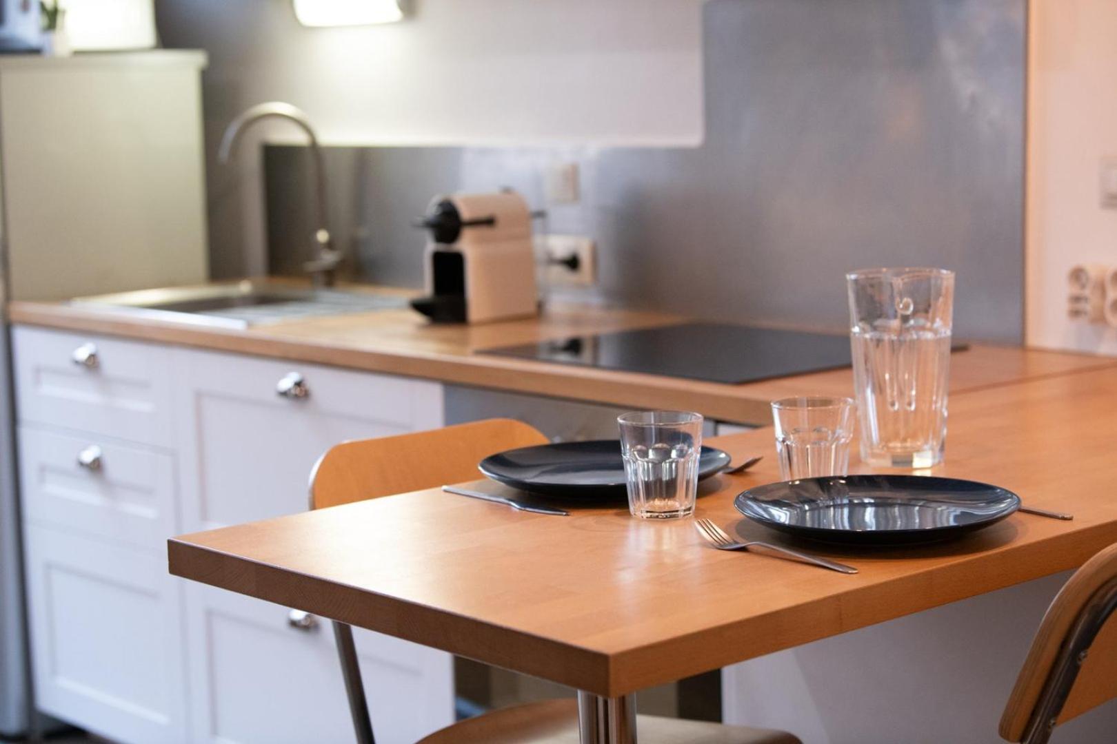 Le Petit Imbert - Studio Chaleureux Et Cozy ลียง ภายนอก รูปภาพ