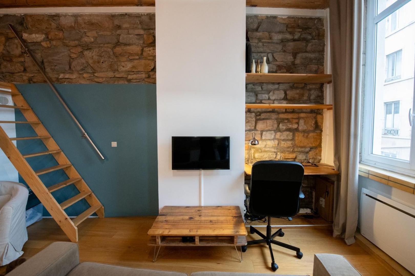 Le Petit Imbert - Studio Chaleureux Et Cozy ลียง ภายนอก รูปภาพ