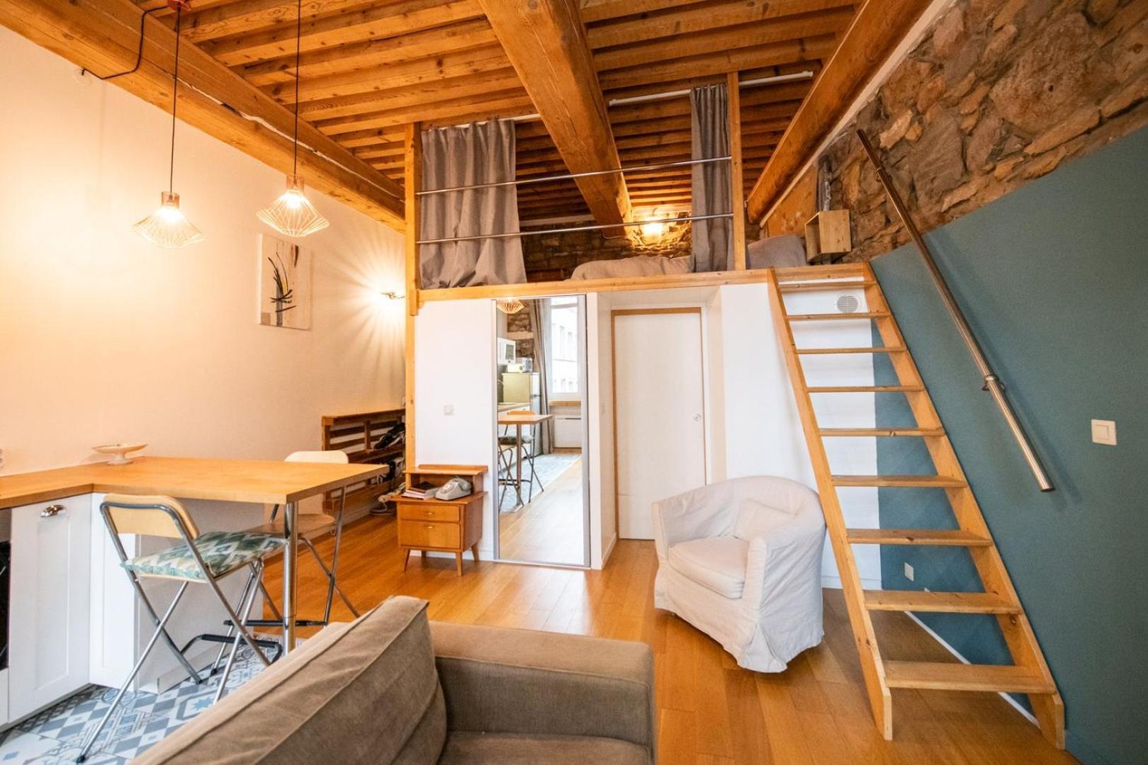 Le Petit Imbert - Studio Chaleureux Et Cozy ลียง ภายนอก รูปภาพ